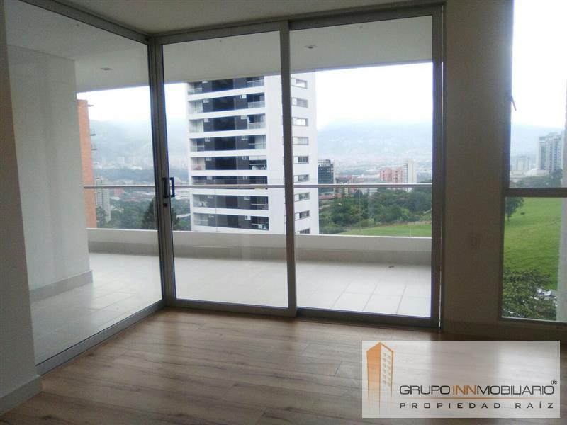 Apartamento en Arriendo en Poblado -Campestre