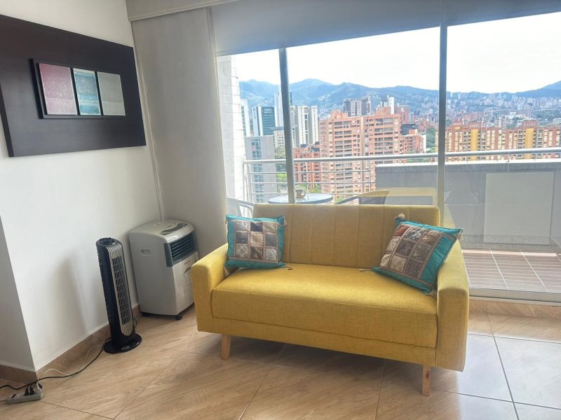 Apto-Loft en Ambos en Poblado - Milla De Oro