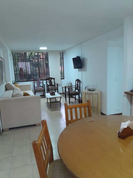 Apartamento en Arriendo en Laureles