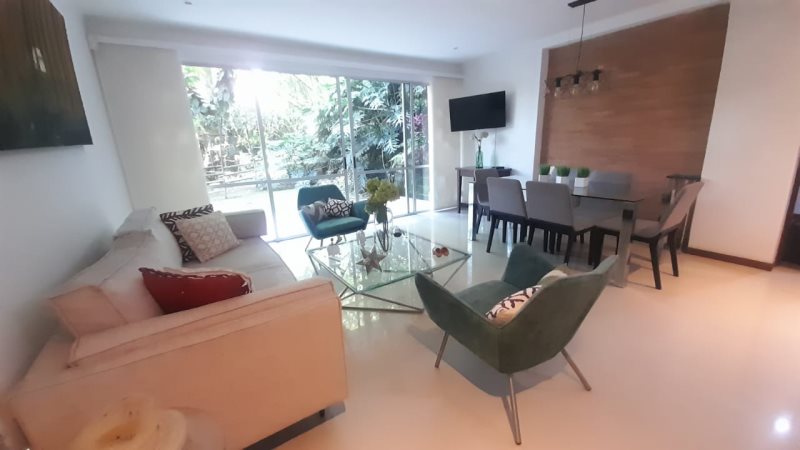 Apartamento en Arriendo en Envigado- Loma Benedictinos